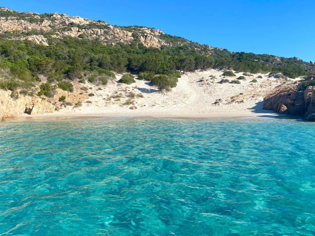 Casa Mughetto R5055 Seafront, Private Sea Access, Swimming Pool Villa La Maddalena  Kültér fotó